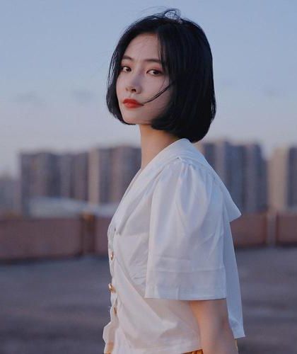 【短篇】老公为妹妹保平安，提前剖了我五个月大的孩子 作者：小说阅读