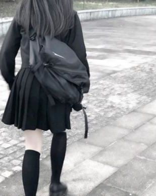 《灭了天道后我成了死对头的师妹》作者：归山玉小说阅读